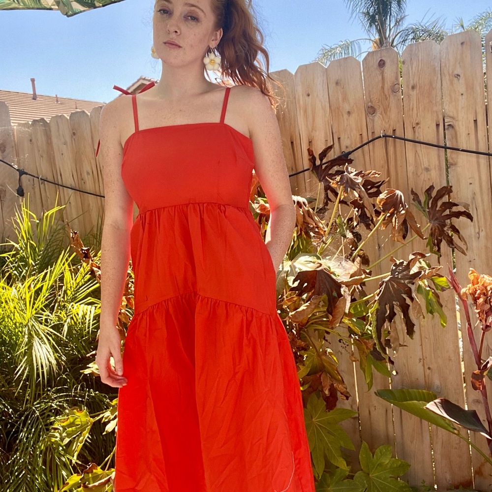 Orange dress with pockets !!!